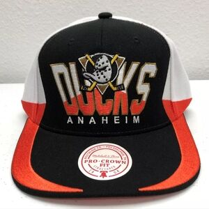 Anaheim Ducks Hat Cap Snap Back Mens White Black Logo Mitchell & Ness NHL Hockey